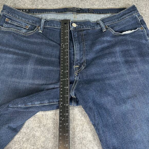 Lucky Brand Jeans Mens 40X30 Medium Wash Blue Denim 363 Vintage Straight Stretch - Picture 4 of 11